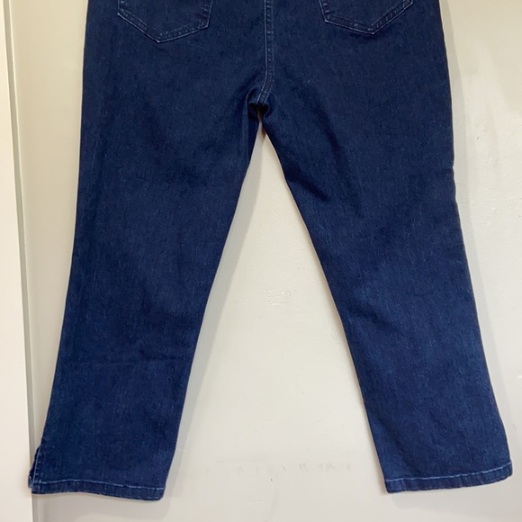 ORVIS NWOT Dark Blue Denim Jeans Capri Straight Cut - Picture 11 of 16